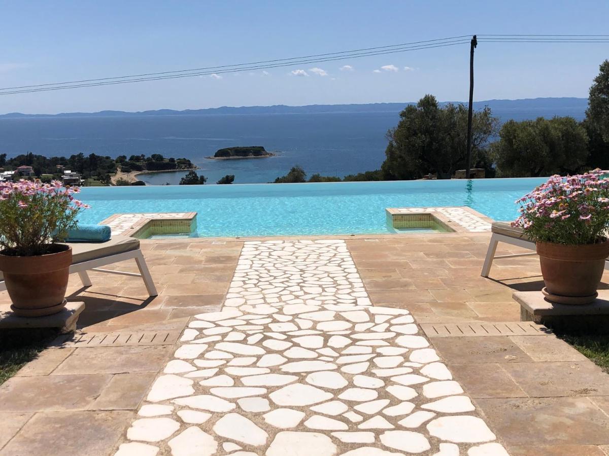 Sithonian Blue Royal Villa Nikiti  Exterior foto